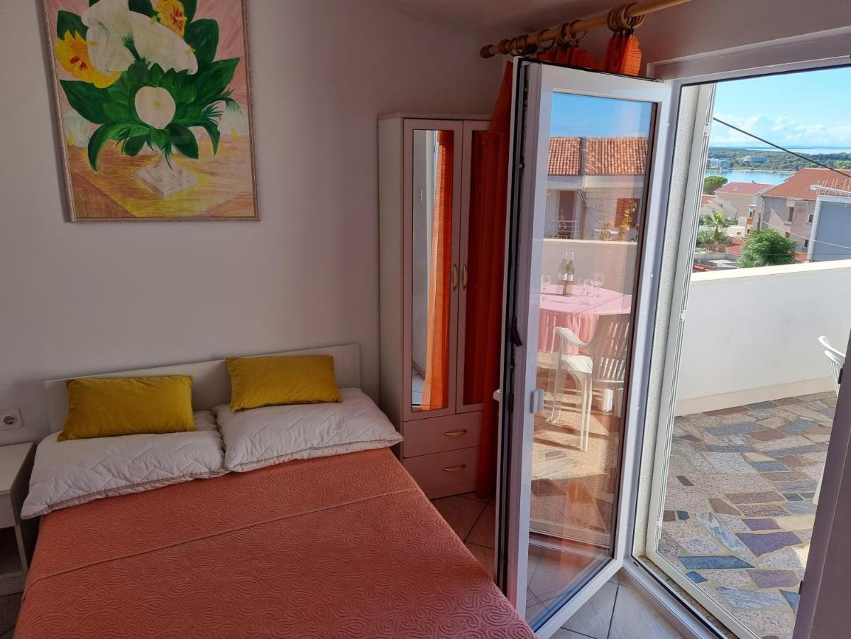 Apartments Ana Novalja Extérieur photo