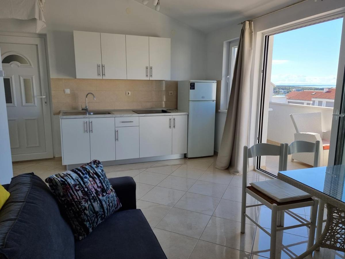 Apartments Ana Novalja Extérieur photo