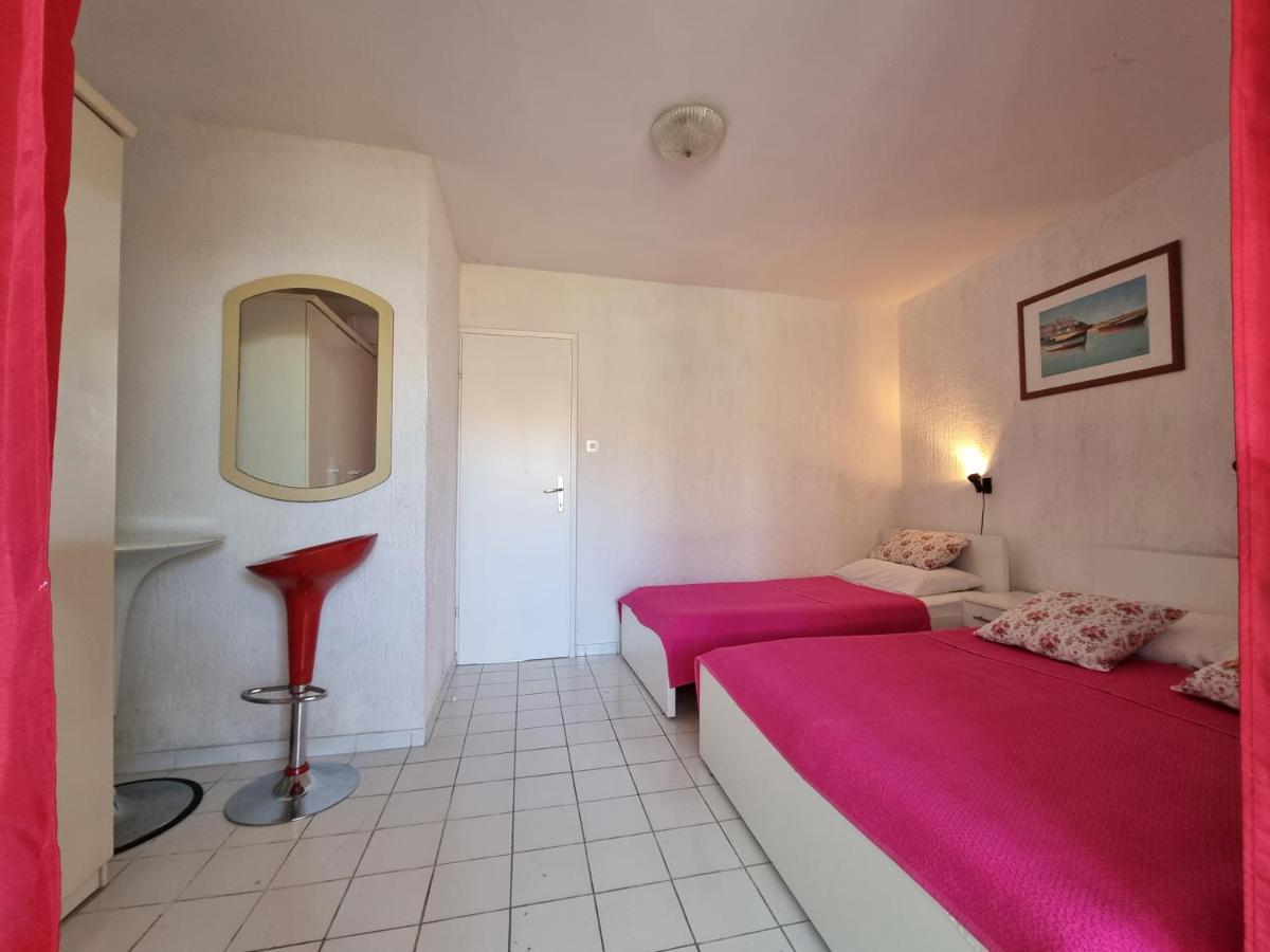 Apartments Ana Novalja Extérieur photo